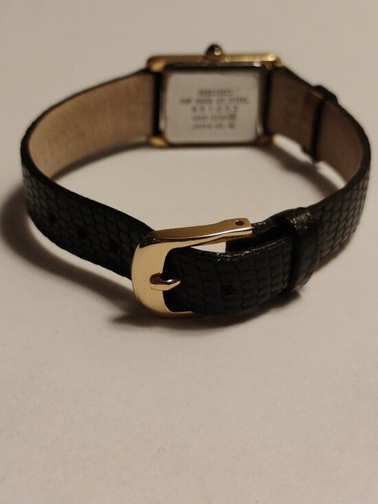 Vintage Ladies Seiko Tank Style Watch with Black Cabochon Crown New Battery main image 6